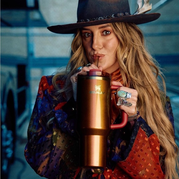 NWT Stanley X Lainey Wilson Country Gold Tumbler - Picture 3 of 5